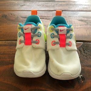 Size 5 Girls Nike’s